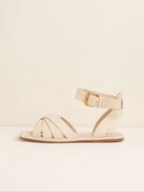 Charlotte Stone Milena